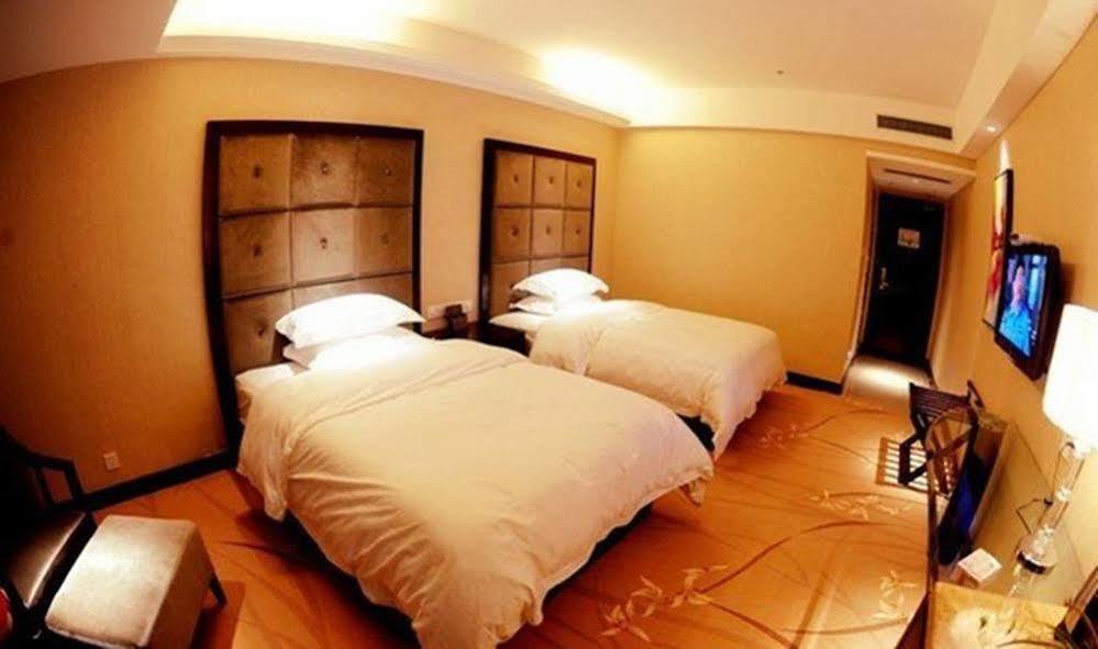Ronghe Holiday Hotel Shiyan  Exterior foto